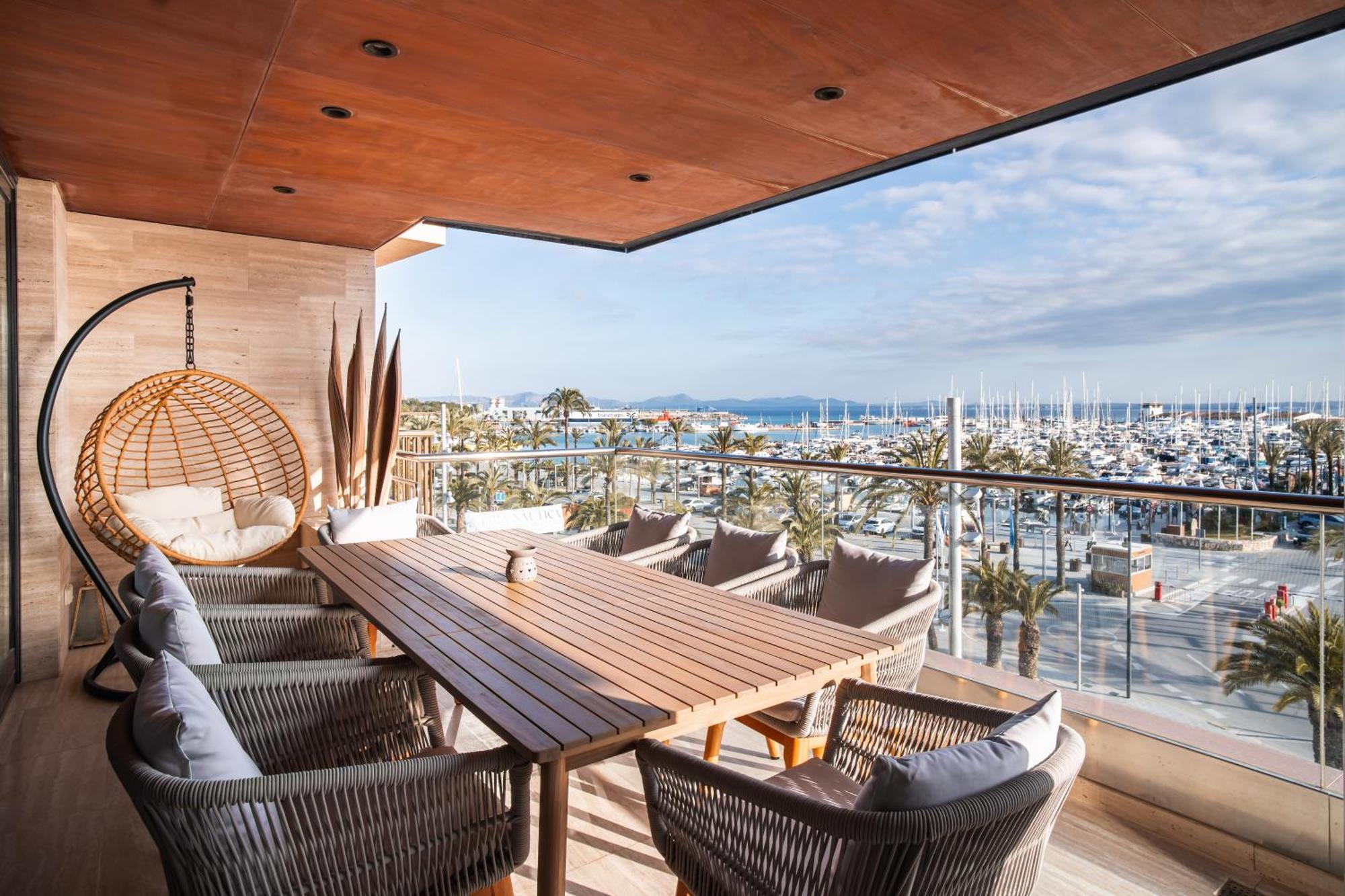 Apartment Luxury Sea View In Puerto De Alcúdia